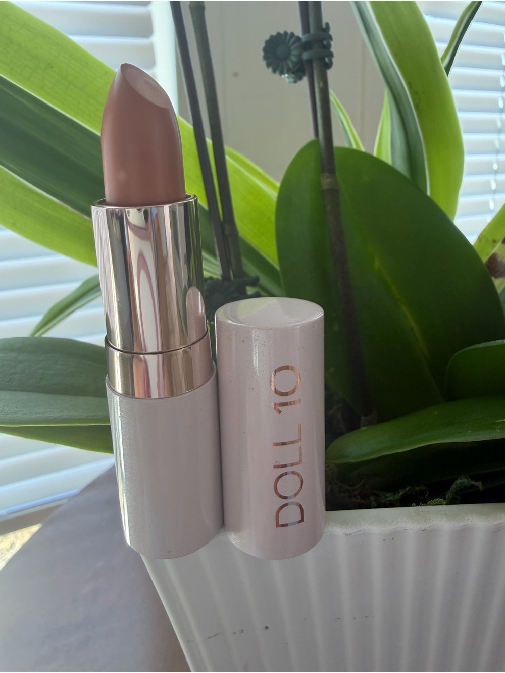 Dollcake Nude Pink Lipstick — Creamy Neutral Rose